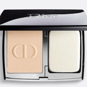 Dior Forever Natural Velvet Powder Foundation Compact and 3N Refill
